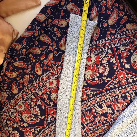 Light blue sweater - Picture 7 of 8